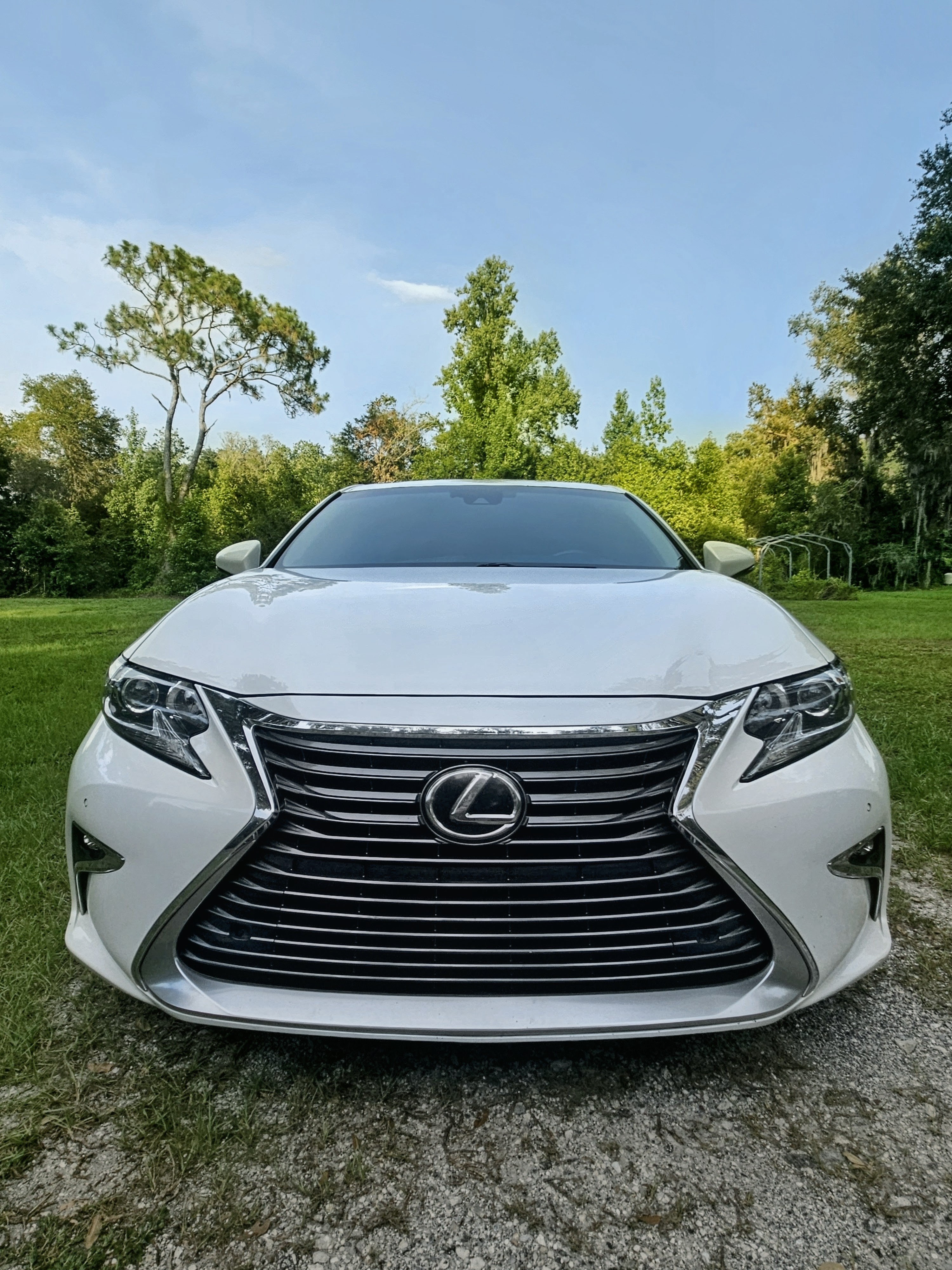 Used 2017 Lexus ES 350 w/ Navigation System Package FWD image 2