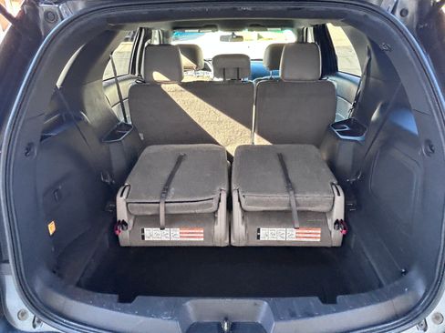 Used 2015 Ford Explorer Limited image 18