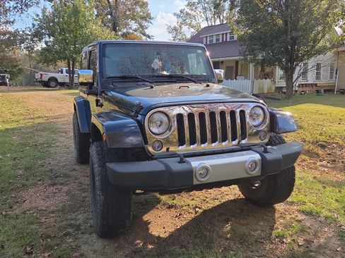 Used 2015 Jeep Wrangler Sahara w/ Dual Top Group image 1