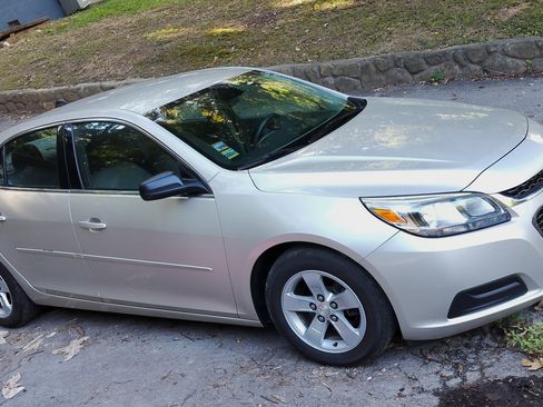 Used 2014 Chevrolet Malibu LS w/ Protection Package FWD image 1
