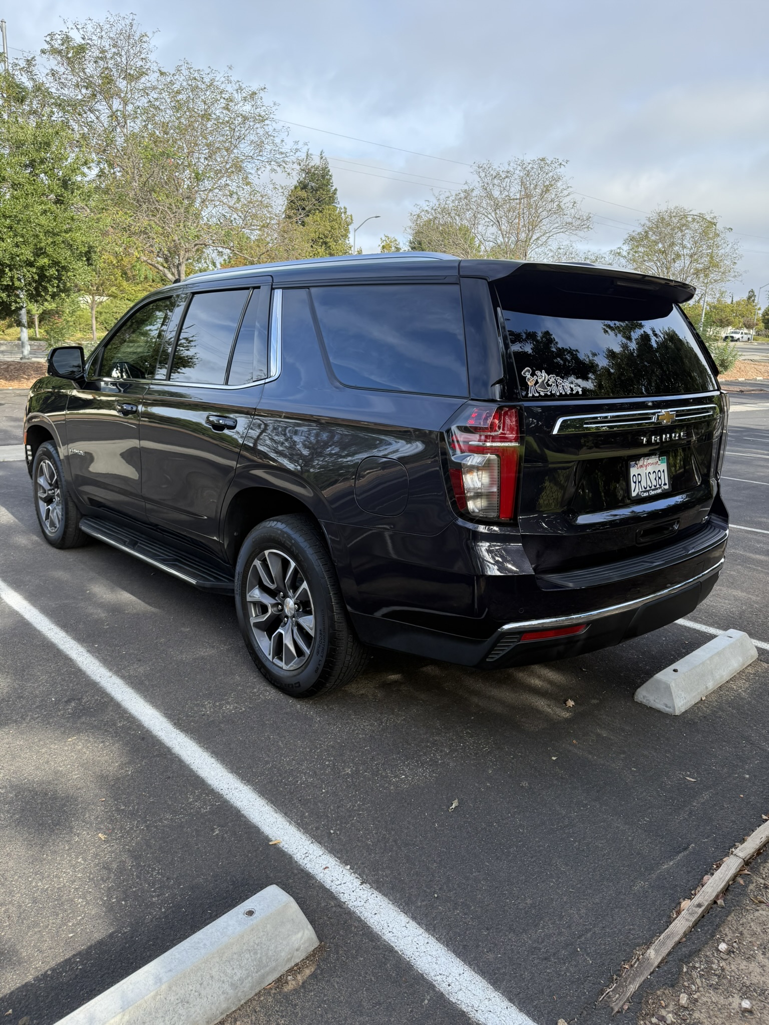Used 2023 Chevrolet Tahoe LT w/ LT Signature Plus Package AWD/4WD image 4