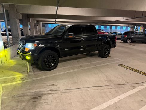 Used 2014 Ford F150 Limited image 1