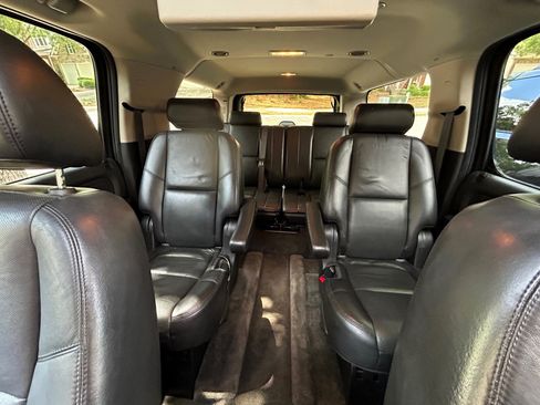 Used 2009 GMC Yukon XL Denali image 18