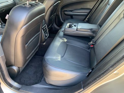 Used 2014 Chrysler 300 C w/ Beats Audio Group image 8