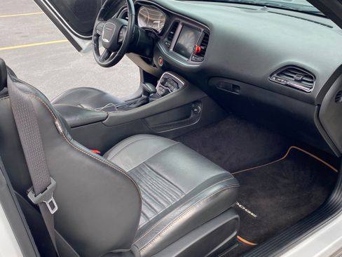 Used 2016 Dodge Challenger R/T Scat Pack image 10