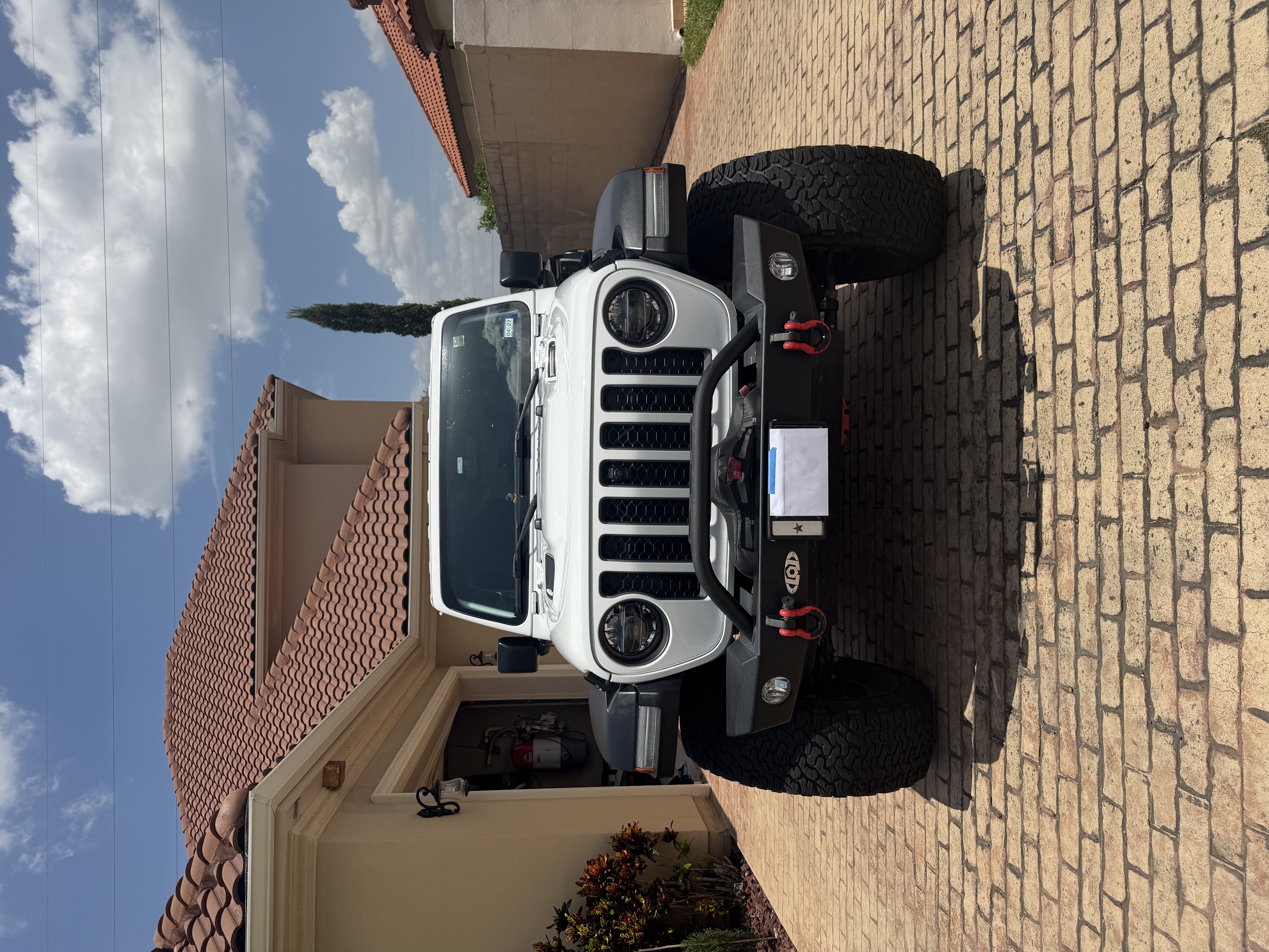 Used 2022 Jeep Wrangler Unlimited Rubicon w/ LED Lighting Group AWD/4WD image 13