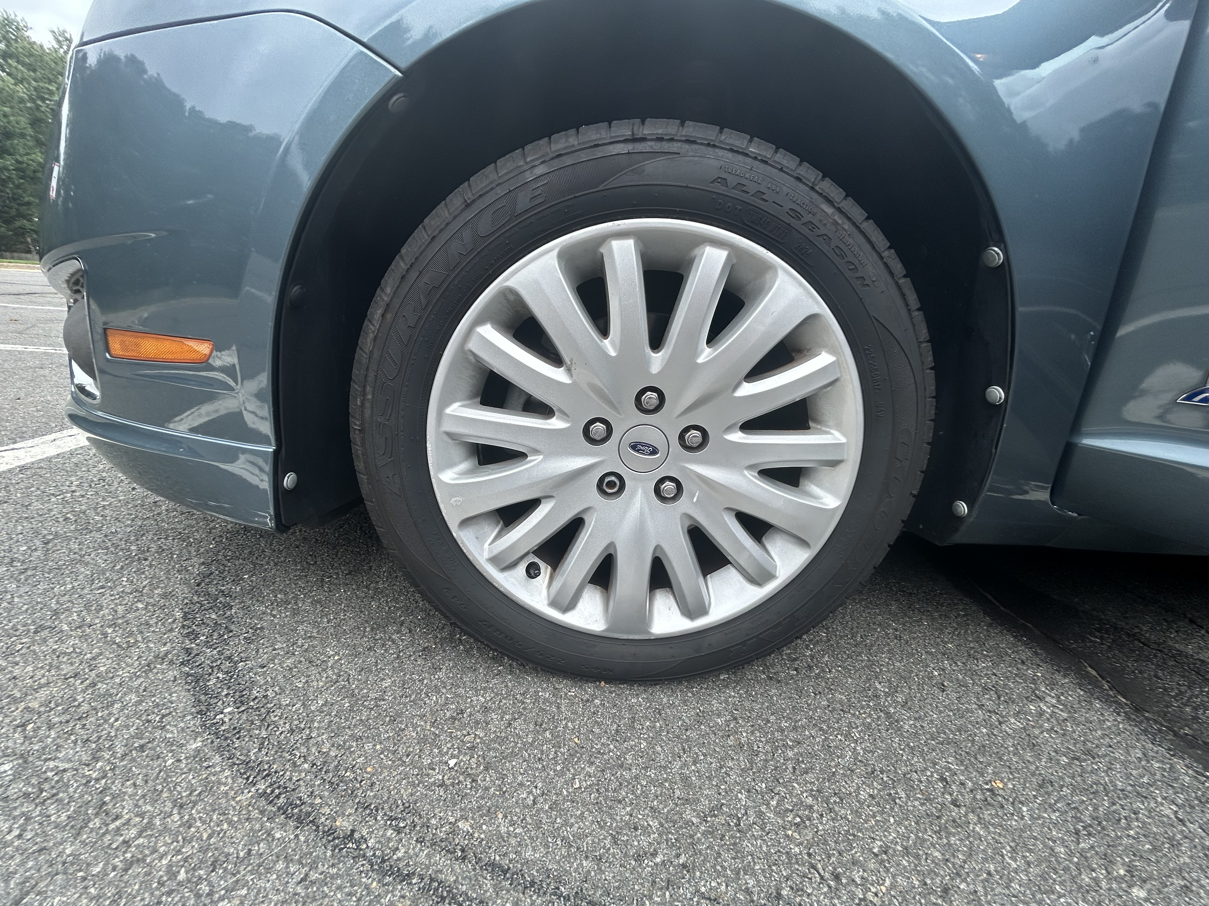 Used 2011 Ford Fusion Hybrid w/ 502A Rapid Spec Order Code FWD image 19