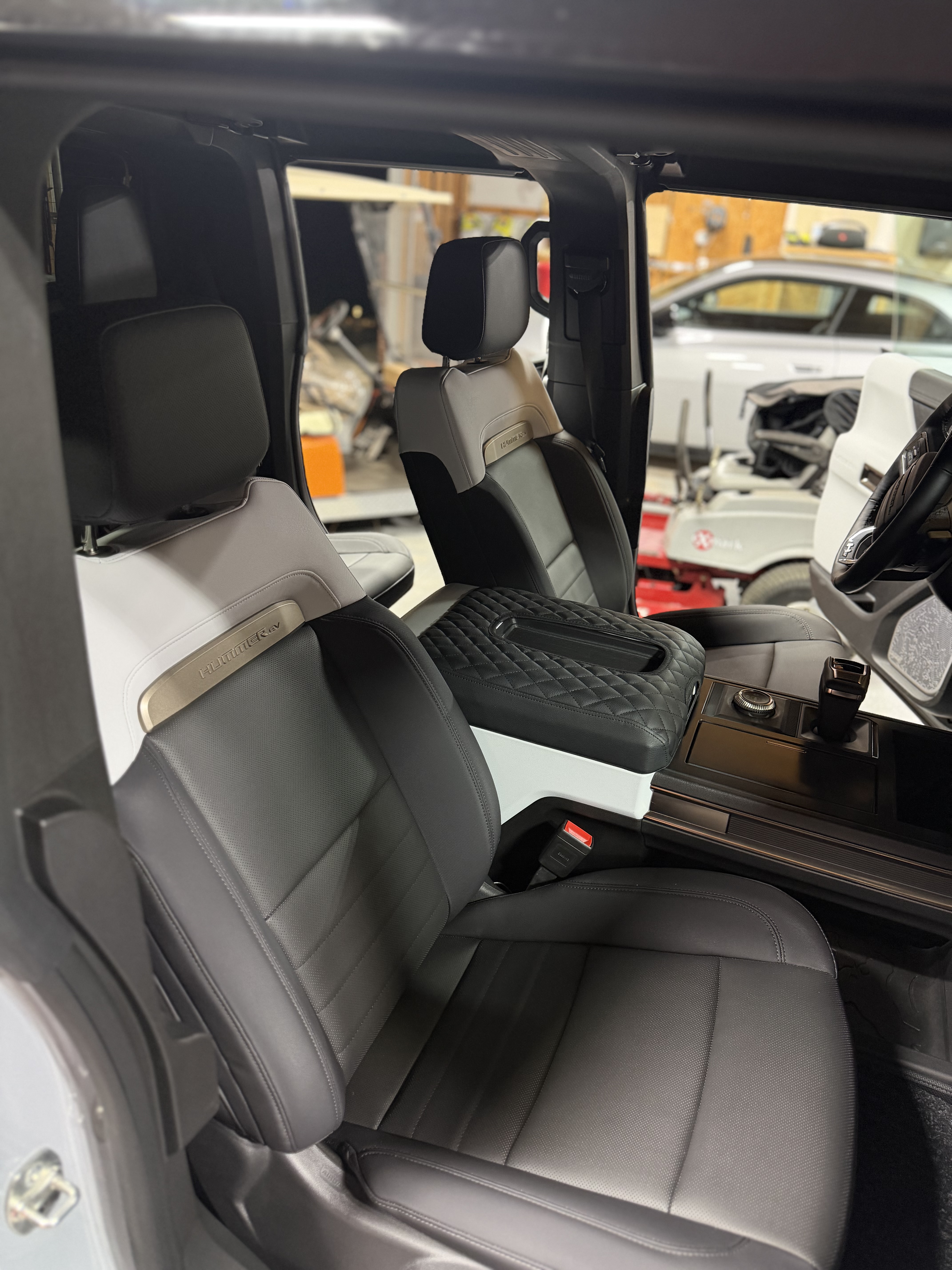 Used 2025 GMC Hummer EV 3X AWD/4WD image 14