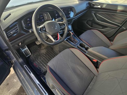 Used 2024 Volkswagen Jetta GLI 40th Anniversary Edition image 9