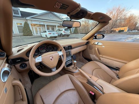 Used 2006 Porsche 911 Carrera image 21