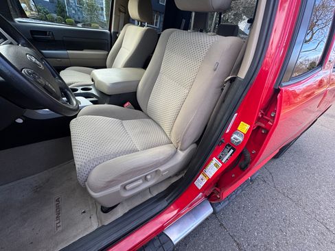 Used 2010 Toyota Tundra 4x4 Double Cab image 11