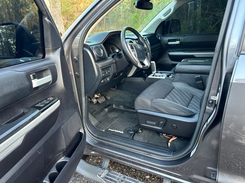 Used 2020 Toyota Tundra SR5 image 8