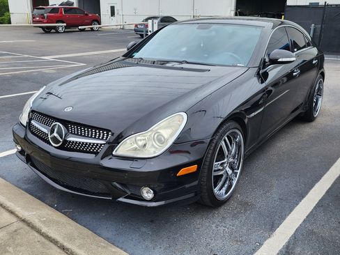 Used 2006 Mercedes-Benz CLS 55 AMG image 4