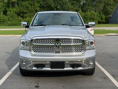 Used 2016 RAM 1500 Laramie w/ Convenience Group AWD/4WD image 2
