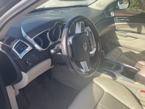 Used 2012 Cadillac SRX Luxury image 5