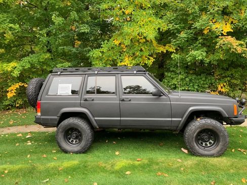 Used 2001 Jeep Cherokee Sport AWD/4WD image 12