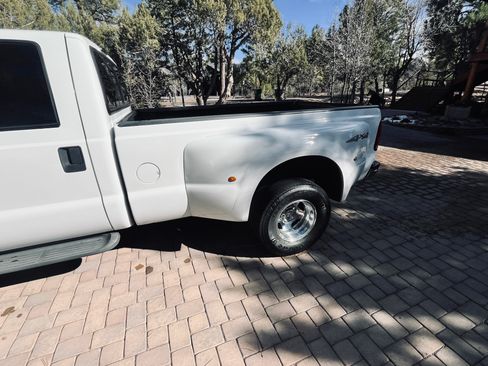 Used 1999 Ford F350 4x4 Crew Cab DRW Super Duty image 5