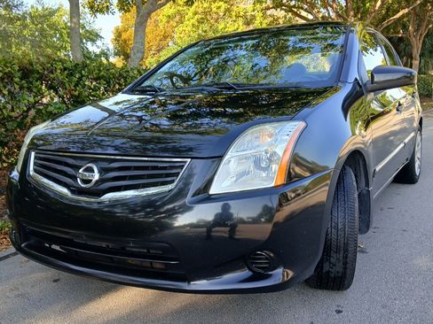 Used 2012 Nissan Sentra 2.0 S w/ Convenience Pkg image 1