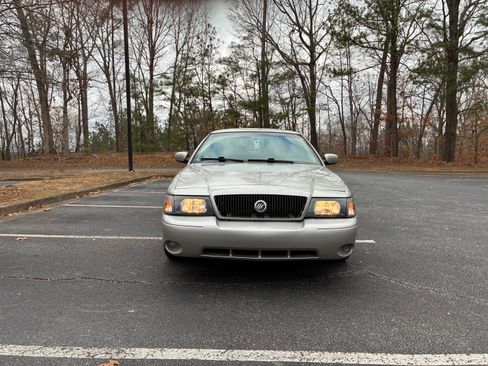 Used 2004 Mercury Marauder image 9