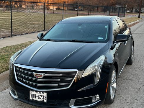 Used 2018 Cadillac XTS Luxury image 1