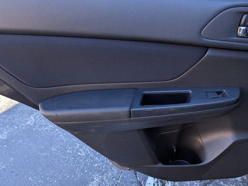 Used 2012 Subaru Impreza 2.0i Premium image 27