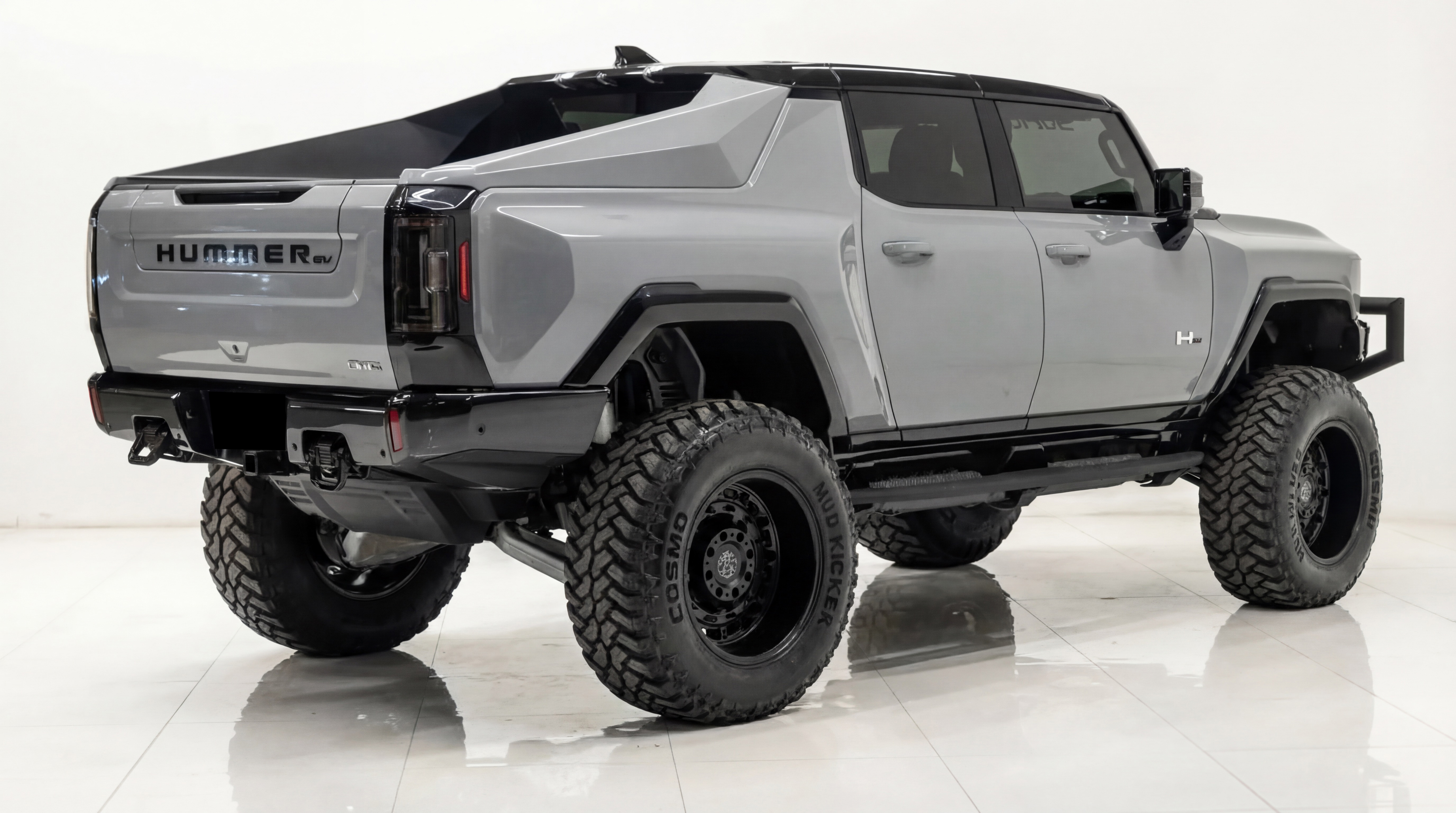 Used 2024 GMC Hummer EV 2X AWD/4WD image 2