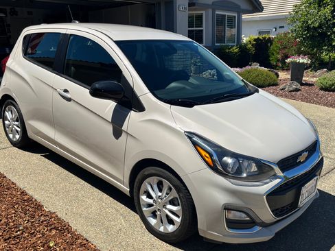 Used 2021 Chevrolet Spark LT FWD image 1