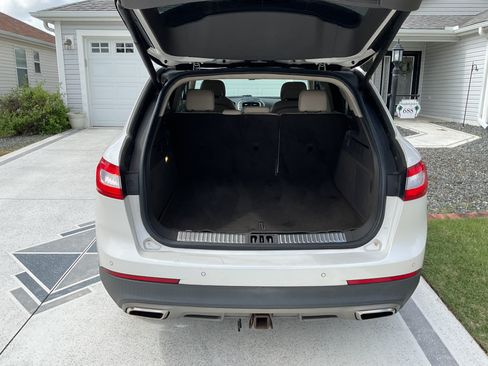 Used 2016 Lincoln MKX Reserve w/ Technology Package image 2