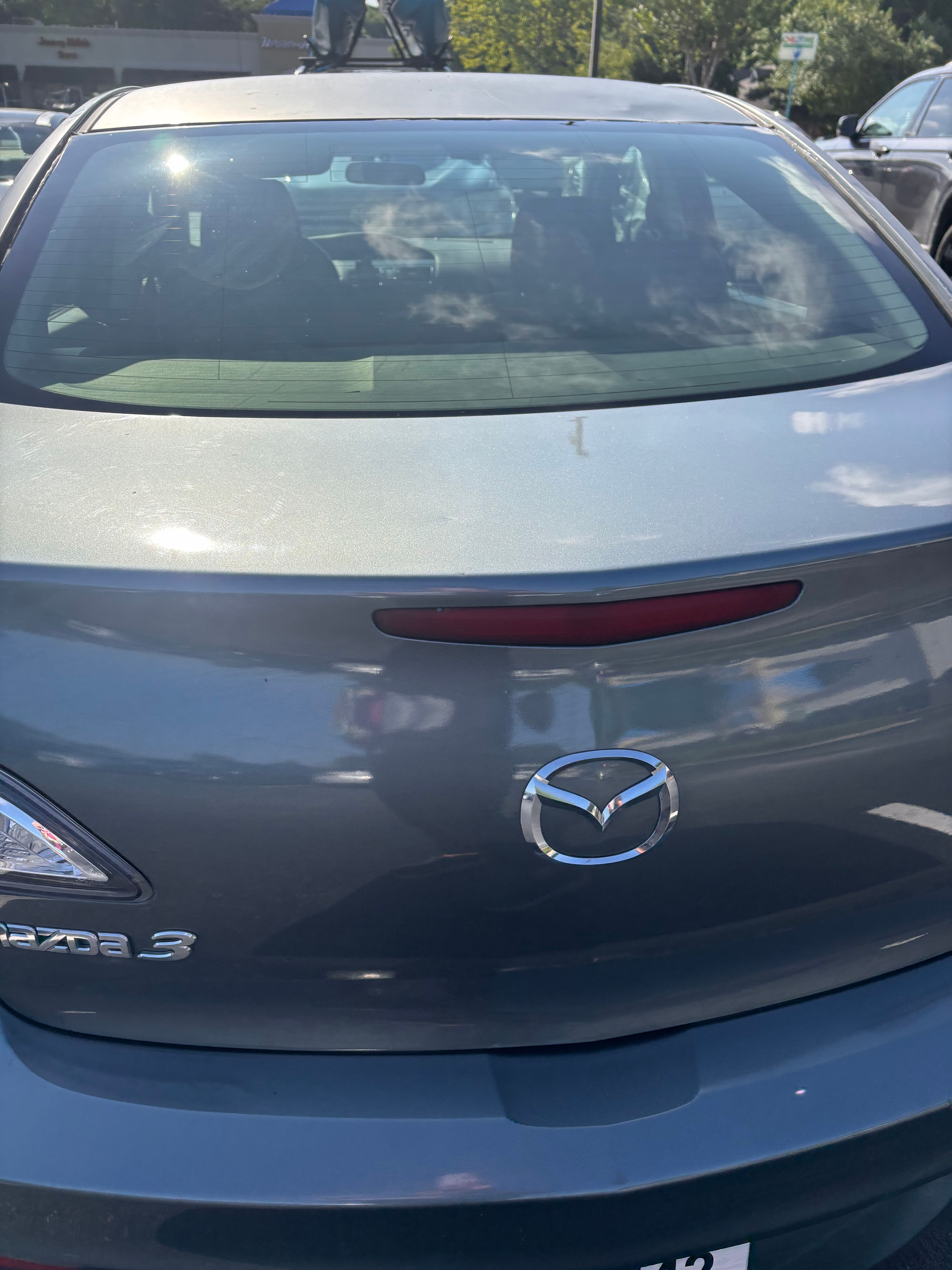 Used 2012 MAZDA MAZDA3 i Sport FWD image 16