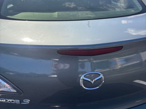 Used 2012 MAZDA MAZDA3 i Sport FWD image 16