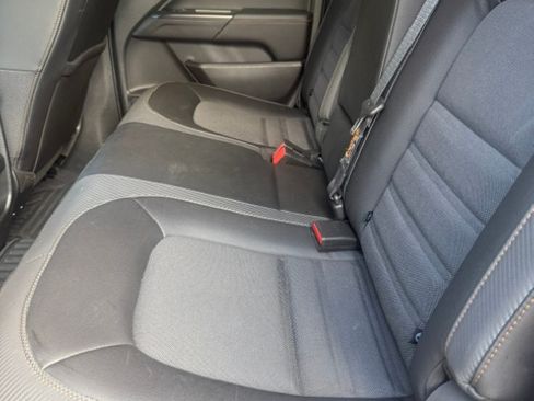 Used 2022 GMC Canyon AT4 AWD/4WD image 11