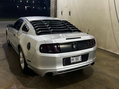 Used 2014 Ford Mustang Coupe w/ Equipment Group 102A RWD image 2