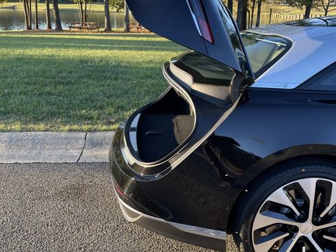 Used 2022 Lucid Air Grand Touring image 13