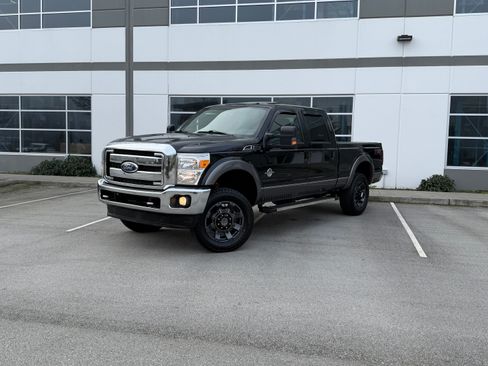 Used 2011 Ford F350 Lariat w/ Chrome Pkg image 1