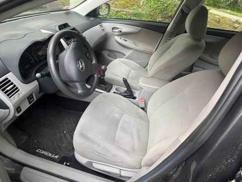 Used 2013 Toyota Corolla L FWD image 6