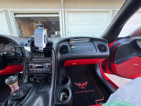 Used 2002 Chevrolet Corvette Z06 RWD image 17
