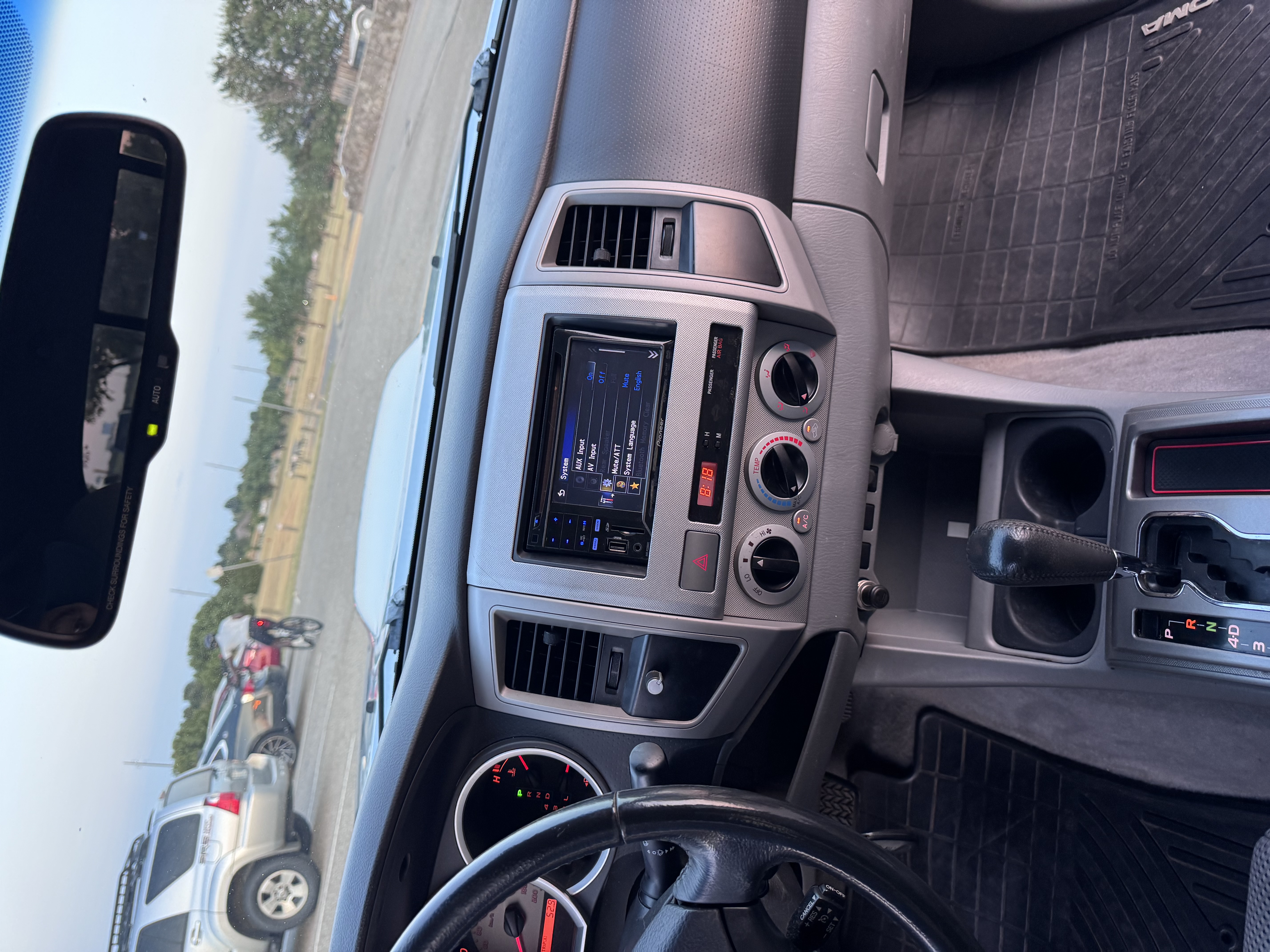 Used 2010 Toyota Tacoma PreRunner RWD image 17