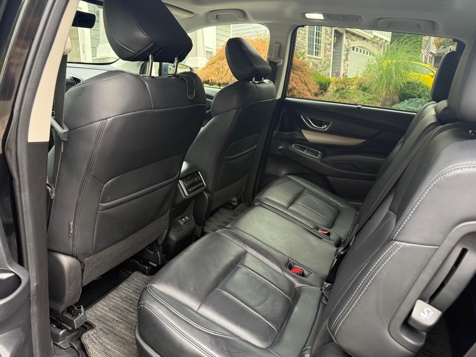 Used 2019 Subaru Ascent Limited w/ Popular Package #2A AWD/4WD image 2