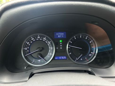 Used 2011 Lexus IS 250 w/ Premium Pkg Value Edition RWD image 5