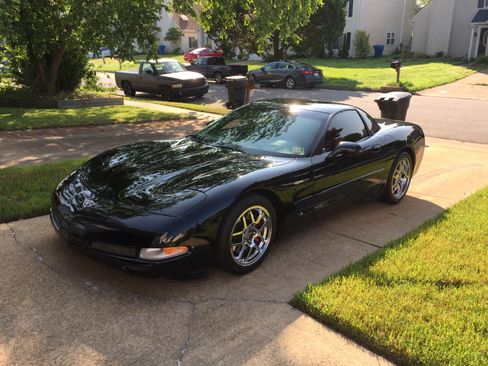 Used 2003 Chevrolet Corvette Z06 w/ Memory Package, 3 Drivers image 1