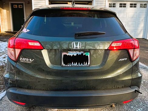Used 2018 Honda HR-V EX image 11