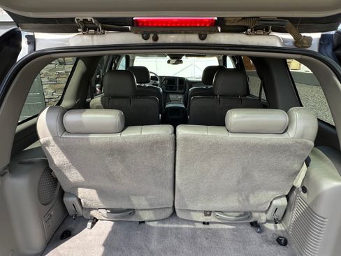 Used 2004 GMC Yukon Denali AWD/4WD image 19