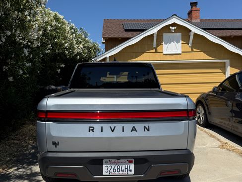 Used 2026 Rivian R1T Adventure AWD/4WD image 6