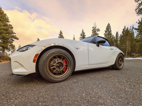 Used 2021 MAZDA MX-5 Miata Club w/ Brembo/BBS Recaro Package image 9