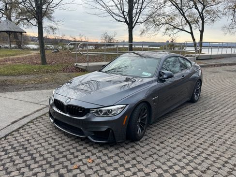 Used 2015 BMW M4 Coupe image 6