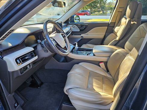 Used 2020 Lincoln Aviator Reserve w/ Equipment Group 202A image 15