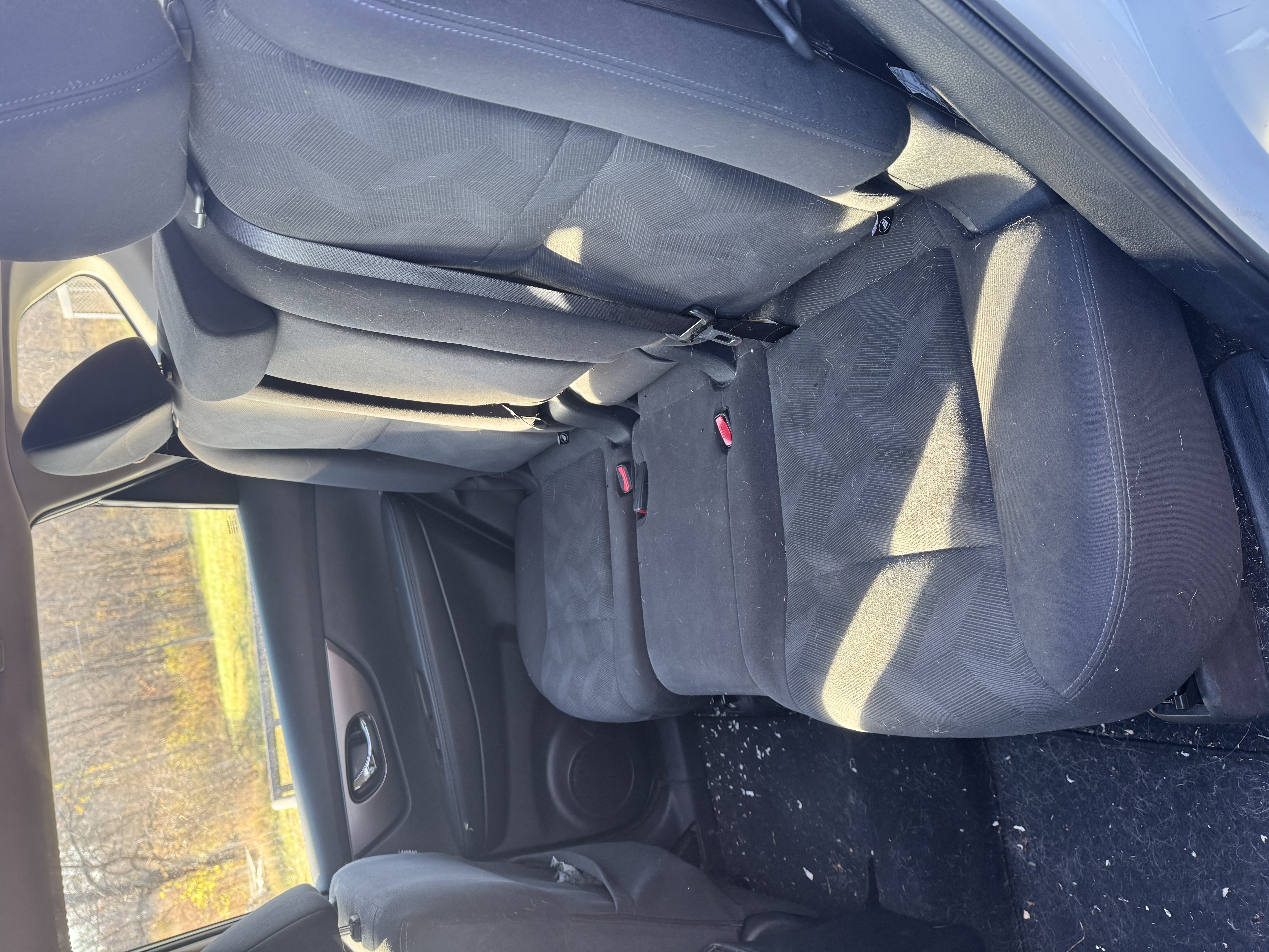 Used 2016 Nissan Rogue S AWD/4WD image 4