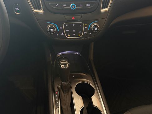 Used 2019 Chevrolet Malibu LT image 10