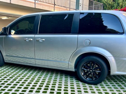 Used 2019 Dodge Grand Caravan GT w/ Safety Sphere Group image 1