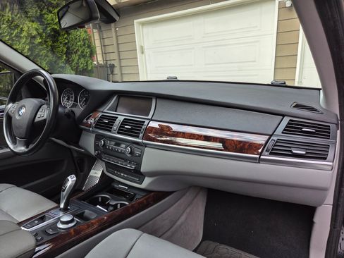 Used 2008 BMW X5 3.0si image 17